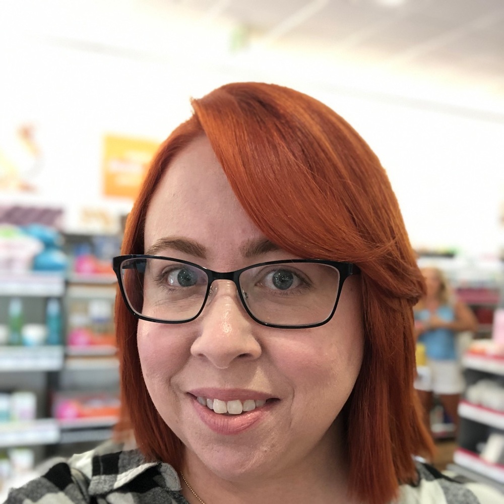 Meet your Posher, Elizabeth